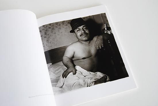 ダイアン・アーバス 写真集 diane arbus An Aperture Monograph 25th Anniversary Edition