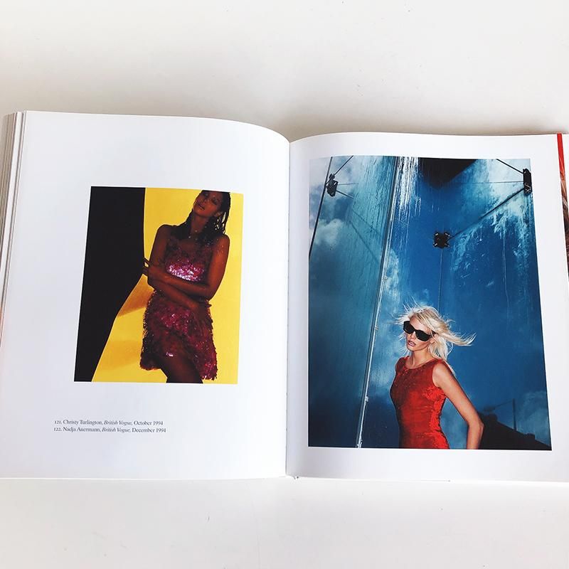 NICK KNIGHT Introduction by Charlotte Cotton - 古本買取 2手舎/二手