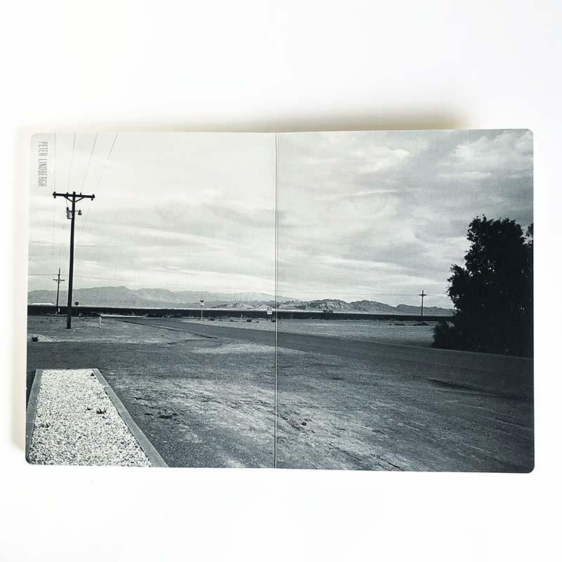 VISIONAIRE 22 CHIC | CROSS_BOOKSHELF | VISIONAIRE