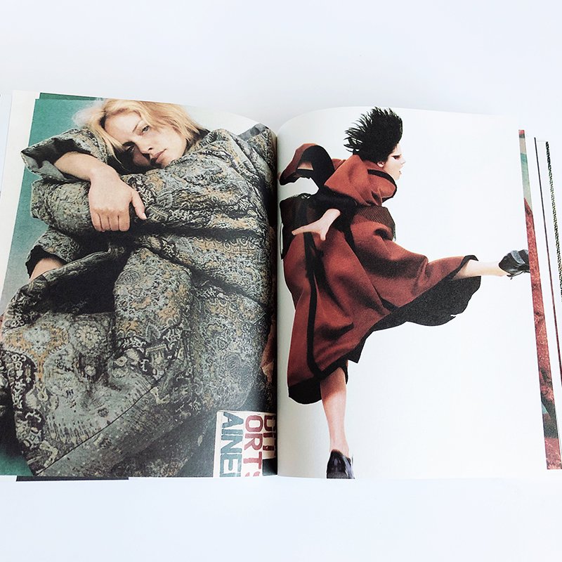 YOHJI YAMAMOTO REWIND/FORWARD 238 Fashion Pictures, 1995-2000. - 古本買取  2手舎/二手舎 nitesha 写真集 アートブック 美術書 建築