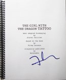 ドラゴン・タトゥーの女 デヴィッド・フィンチャー The Girl with The Dragon Tatto David Fincher　署名本 signed 