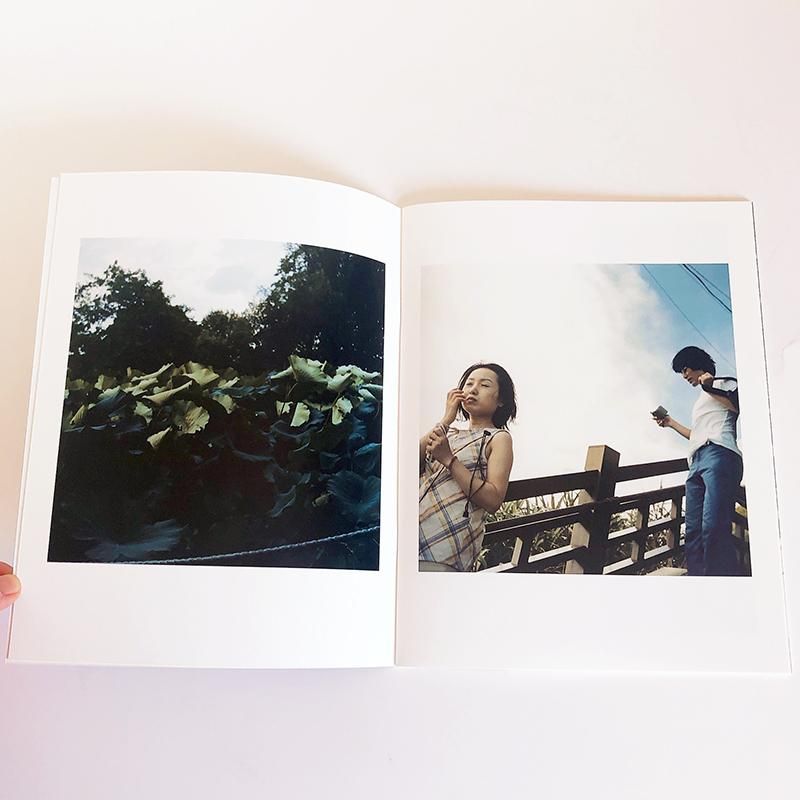 THESE ARE DAYS by Mikiko Hara原美樹子 - 古本買取 2手舎/二手舎 nitesha 写真集 アートブック 美術書 建築