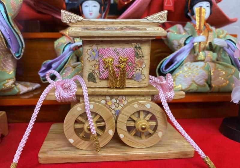 ひな人形ケース入り10人飾り アクリル六角王朝塗りケース No.4 ひな人形ケース入り10人飾り アクリル六角王朝塗りケース No.4