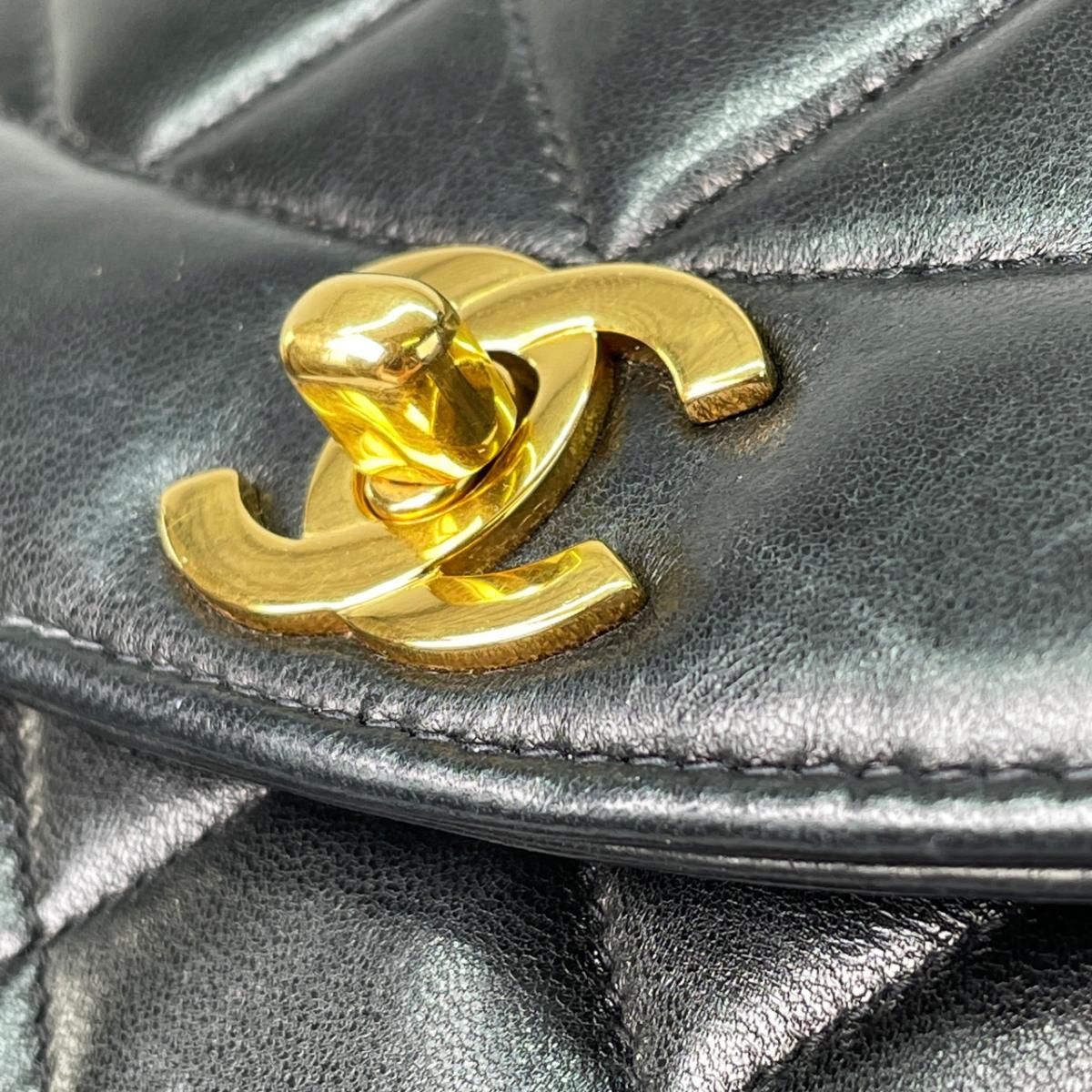 CHANEL シャネル ヴィンテージ ダイアナ ショルダーバッグ 23cm 90年代前半