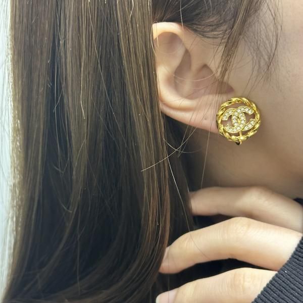 CHANEL イヤリング ココマーク&ストーン  / 24061401