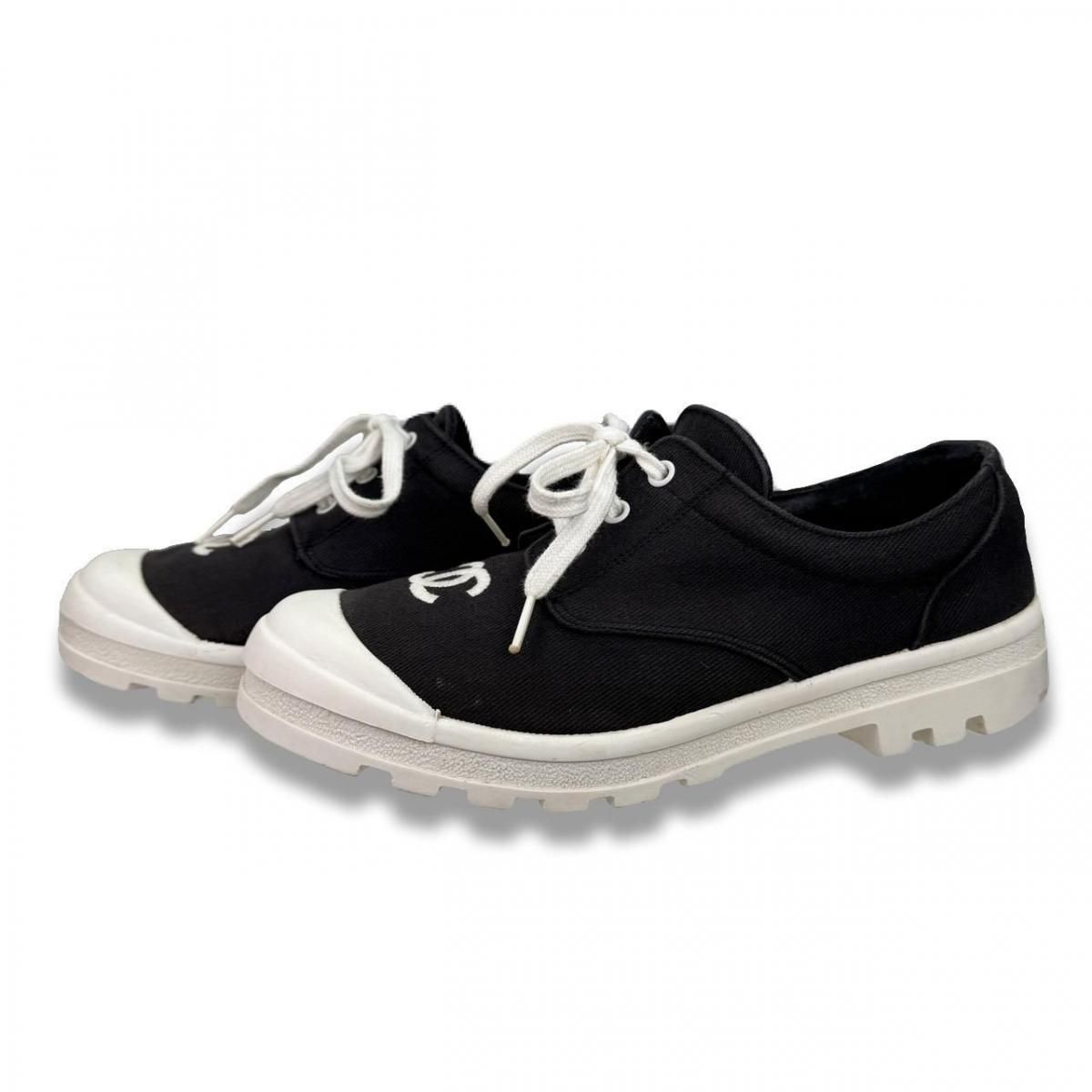 CHANEL スニーカー バイカラー モード感【CHANEL】スニーカー バイカラー 厚底 ラバーソール