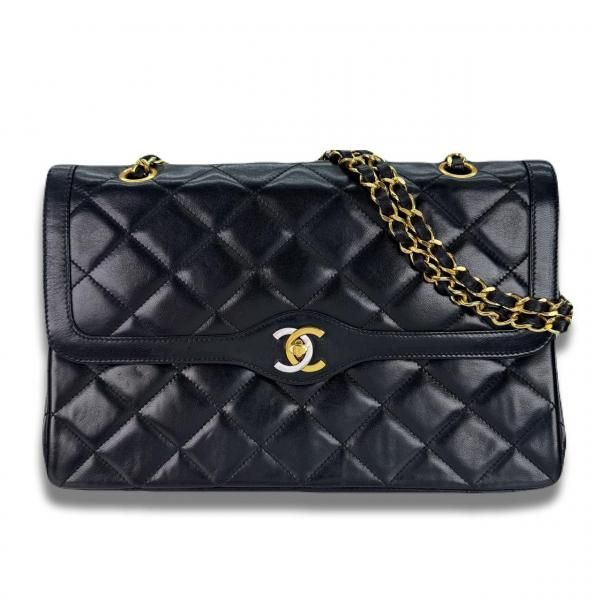 <img class='new_mark_img1' src='https://img.shop-pro.jp/img/new/icons41.gif' style='border:none;display:inline;margin:0px;padding:0px;width:auto;' />CHANEL　パリ限定　ショルダーバッグ　ココマークバイカラー　マトラッセ　25031713