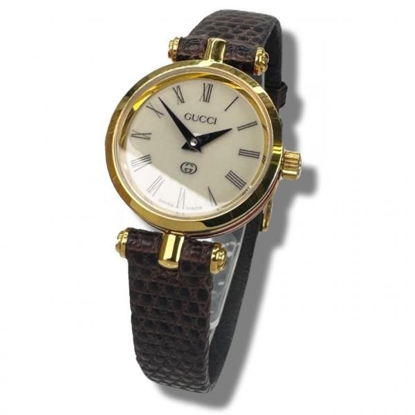 グッチ GUCCI シェリーライン バングルウォッチ ブレスレット　箱付 グッチ GUCCI シェリーライン バングルウォッチ ブレスレット 箱付