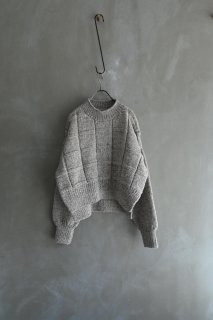 <img class='new_mark_img1' src='https://img.shop-pro.jp/img/new/icons43.gif' style='border:none;display:inline;margin:0px;padding:0px;width:auto;' /> - ound -  HAND KNITTED WOOL JUMPER TALA - STONE