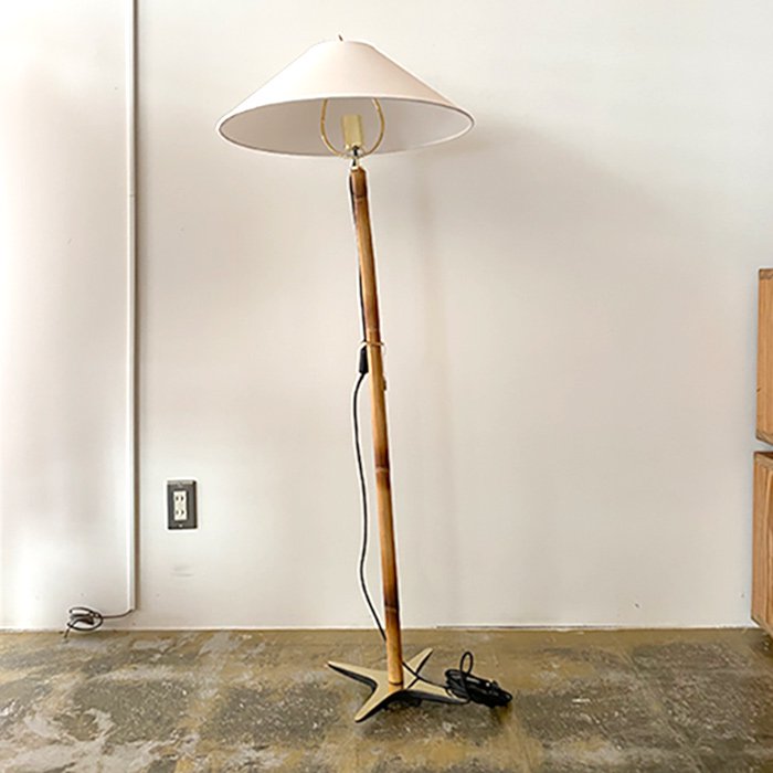 Carl Aubock | Floor Lamp #3881 / X-base - Stripe Online Shop