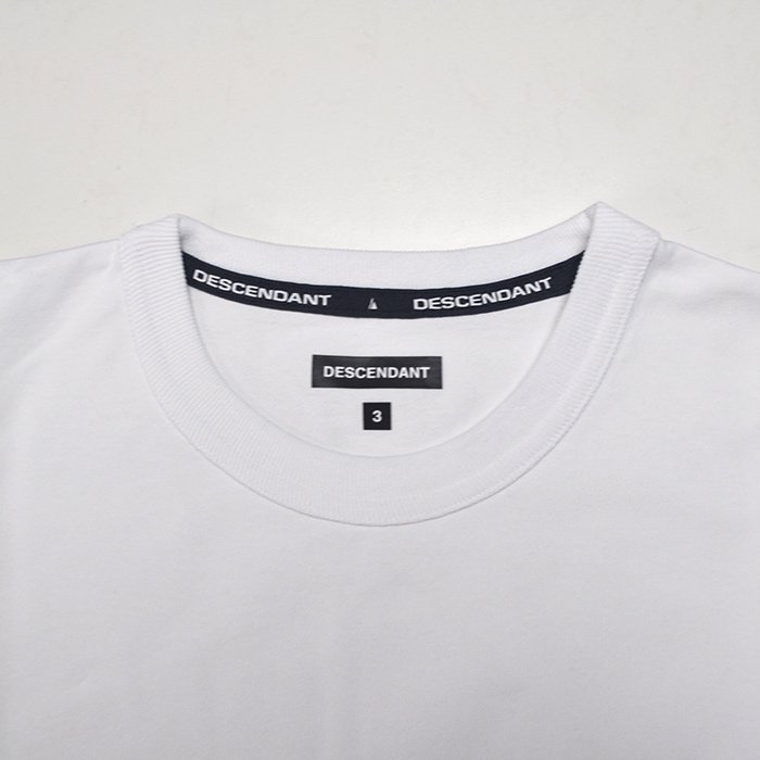 DESCENDANT | SHIP BERTH LS | WHITE - Stripe-inc Online Shop