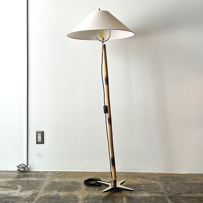 Carl Aubock | Floor Lamp #3881 / X-base - Stripe Online Shop