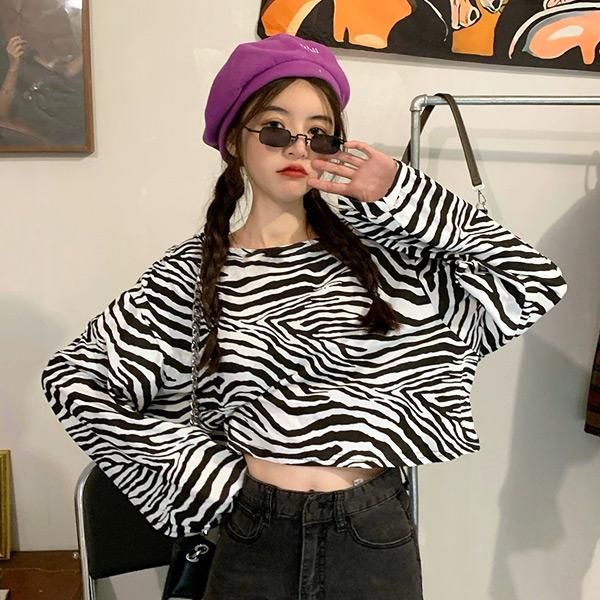 即納あり ゼブラプリント ショート丈tシャツ 韓国系プチプラ通販レディースファッションdecorative デコラティブ 即納あり ゼブラプリント ショート丈tシャツ 韓国系プチプラ通販レディースファッションdecorative デコラティブ
