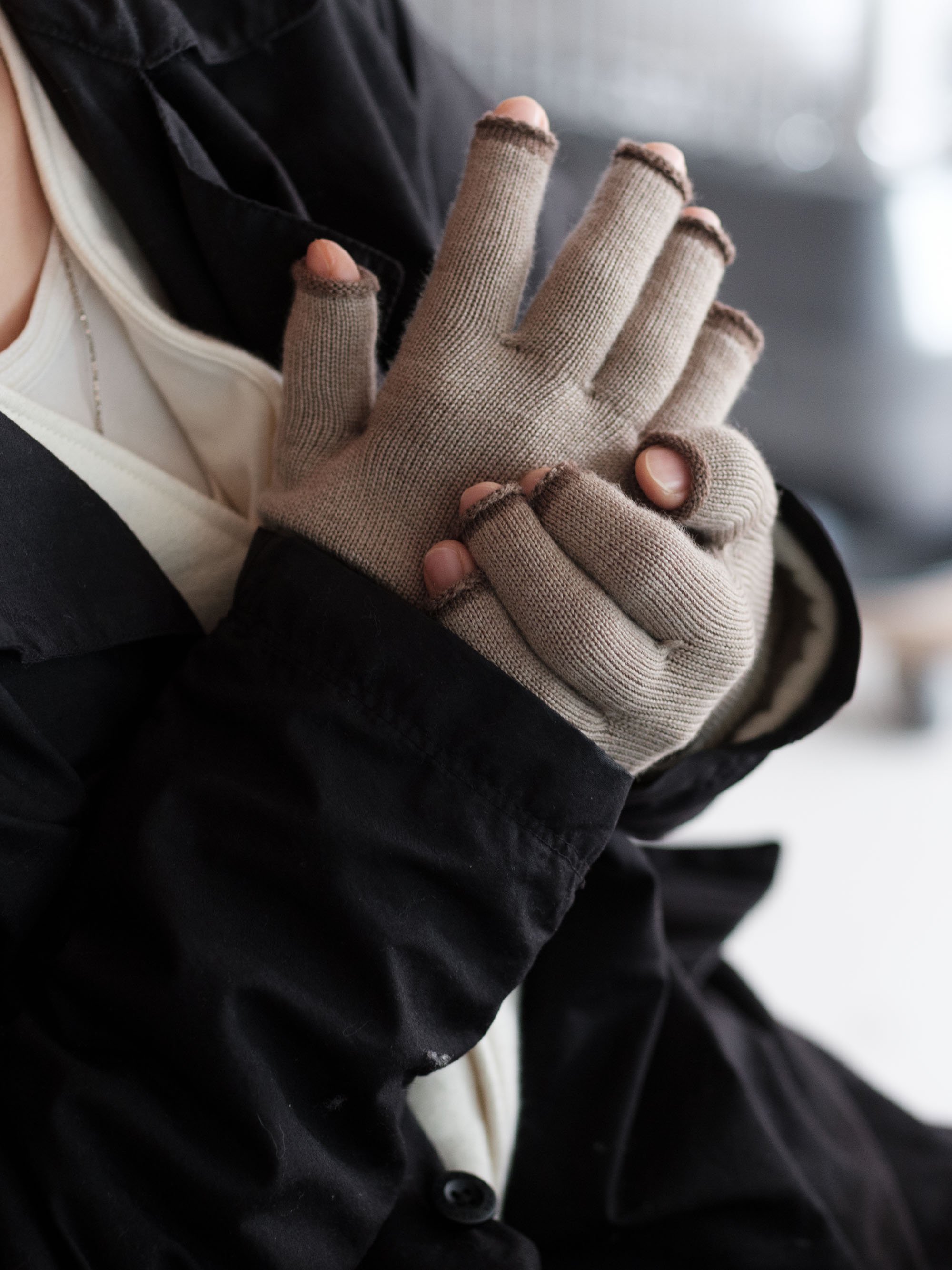 tet workers glove