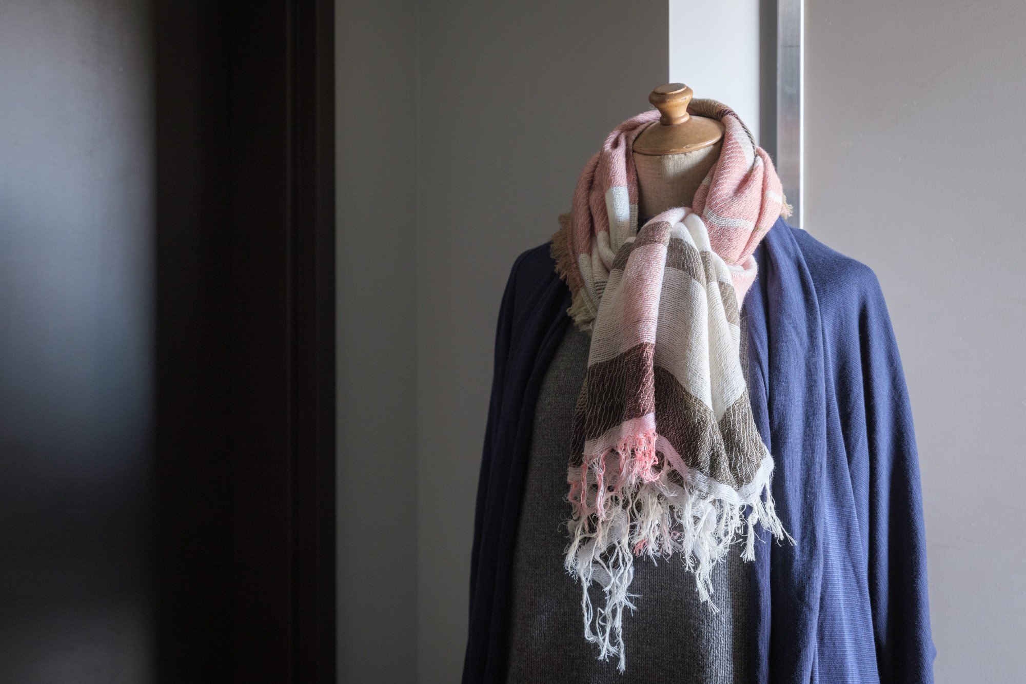 roots shawl small wool｜tamaki niime 玉木新雌 - パンと日用品の店