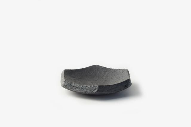 六角皿 黒釉 粉引 辰巳窯