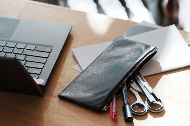 PEN CASEENVELOPE٥<img class='new_mark_img2' src='https://img.shop-pro.jp/img/new/icons5.gif' style='border:none;display:inline;margin:0px;padding:0px;width:auto;' />