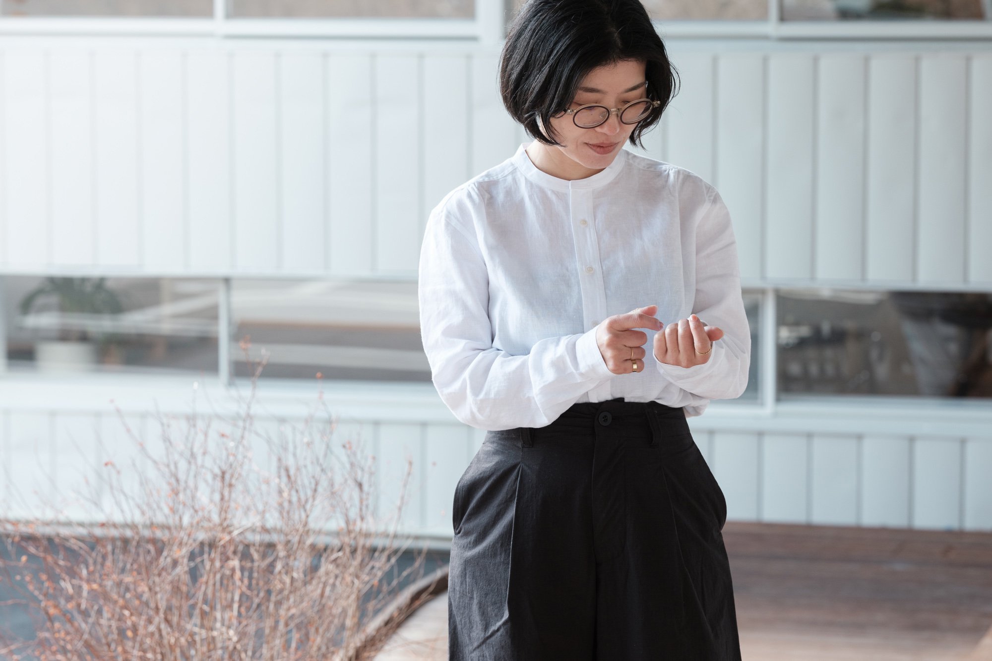 HW collarless shirt Linen｜ASEEDONCLOUD - パンと日用品の店