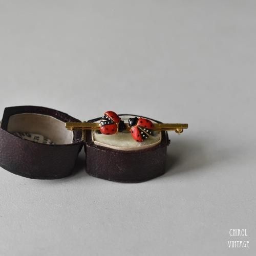 エナメルてんとう虫 ゴールドプレート バーブローチ