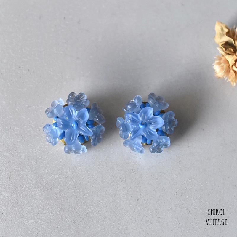 ペールブルー フロストグラス フラワーイヤリング