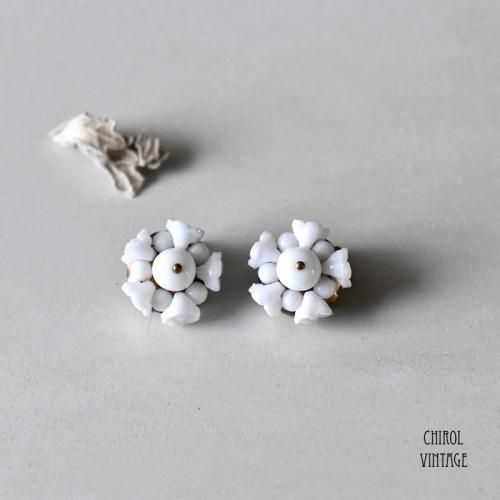 ミルクグラス フラワーイヤリング