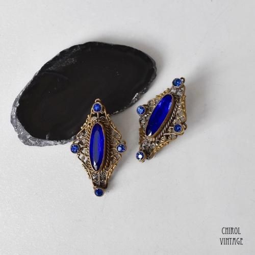 サファイアブルー オブロンググラス フィリグリーイヤリング