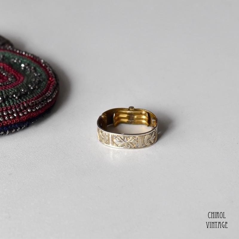 WALTON'S ゴールド エングレイヴ スカーフリング - CHIROL