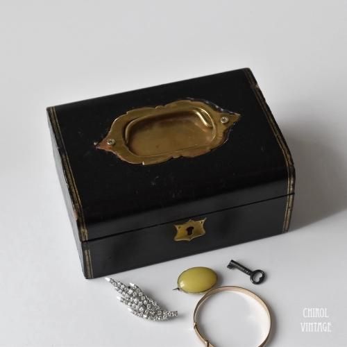 アンティーク ブラックレザー ジュエリーボックス