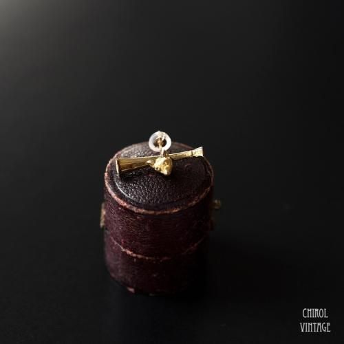 15Kゴールド フォックスxホーンピアス(single)