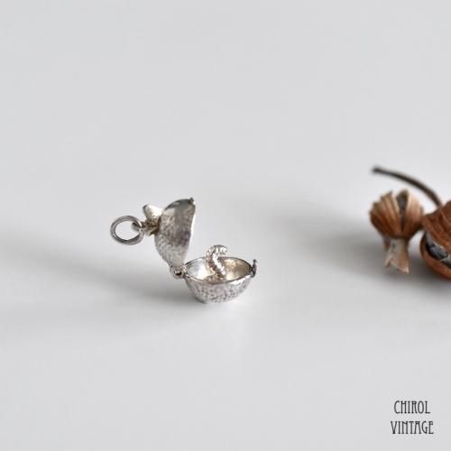 シルバーチャーム リンゴ イモムシ (オープン)