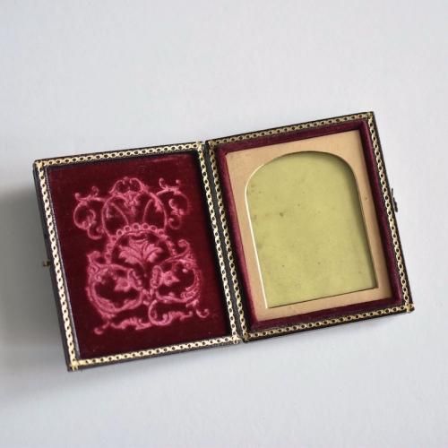 アンティーク レザー フォトフレーム アーチ