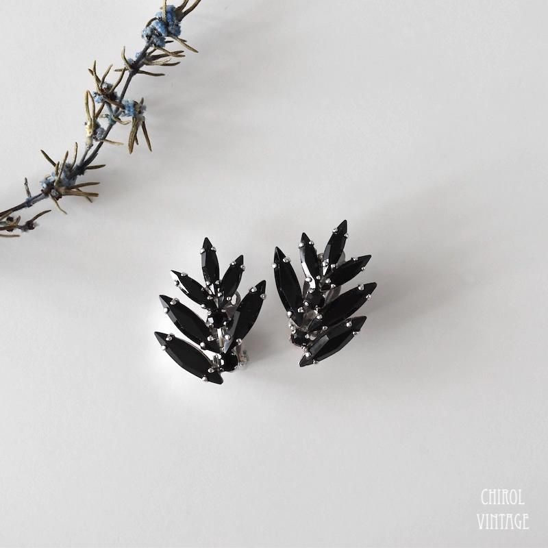 ブラックマーキスグラス リーフイヤリング