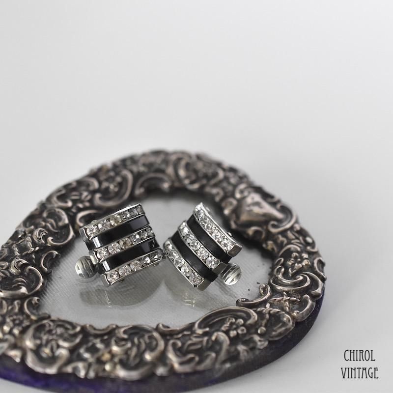 ドイツ チャネルセット クリアグラスxブラック樹脂イヤリング