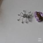 ラインストーン スパイダーブローチ