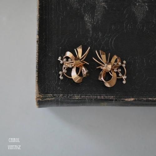 ゴールドリボンxミニラインストーンイヤリング