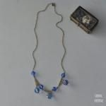 アールデコ ペールブルードロップグラスネックレス