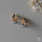 パステルクラックルビーズイヤリング