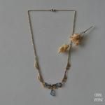 ロールドゴールド ペールブルーリボンネックレス