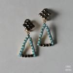 フレンチジェットxターコイズ トライアングルイヤリング