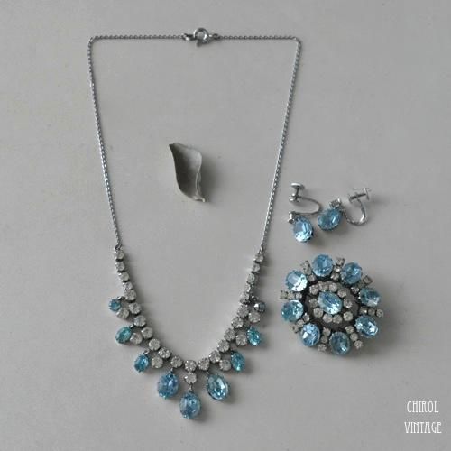 クリアラインストーンxアクアマリンビジュー パリュール