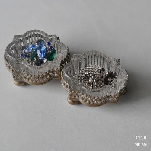 カットグラス リトルソルトディッシュx2 Chirol Vintage ヴィンテージ ジュエリー通販 アンティーク アクセサリーのセレクトショップ カットグラス リトルソルトディッシュx2 Chirol Vintage ヴィンテージ ジュエリー通販 アンティーク アクセサリーのセレクトショップ