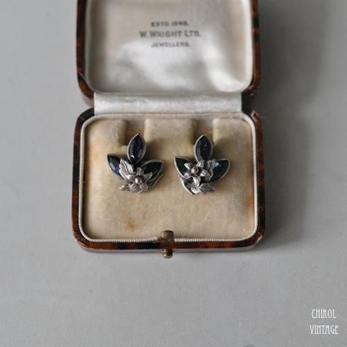 ブルーマーキスビジュー シルバーフラワーピアス