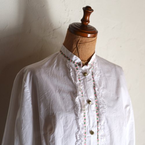 vintage tyrol blouse  / ꥢơפΤĤ֥饦