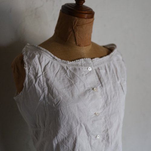 early20th century cotton blouse /つぎはぎのあるキャミソール