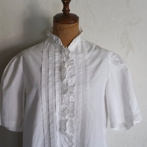 1920-30's cotton blouse from FRANCE / フリルとタックの半袖ブラウス