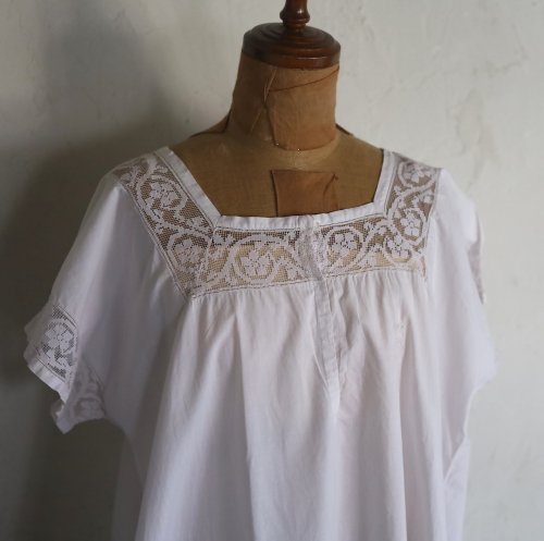 1920-30's cotton dress from FRANCE / 花のフィレレースのついたワンピース