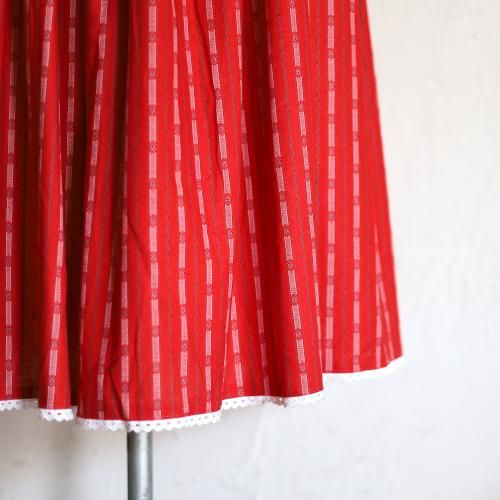 <img class='new_mark_img1' src='https://img.shop-pro.jp/img/new/icons14.gif' style='border:none;display:inline;margin:0px;padding:0px;width:auto;' />vintage tyrol skirt / ȥ饤פβͥ
