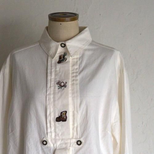 <img class='new_mark_img1' src='https://img.shop-pro.jp/img/new/icons14.gif' style='border:none;display:inline;margin:0px;padding:0px;width:auto;' />vintage tyrol blouse / ɽΥ֥饦