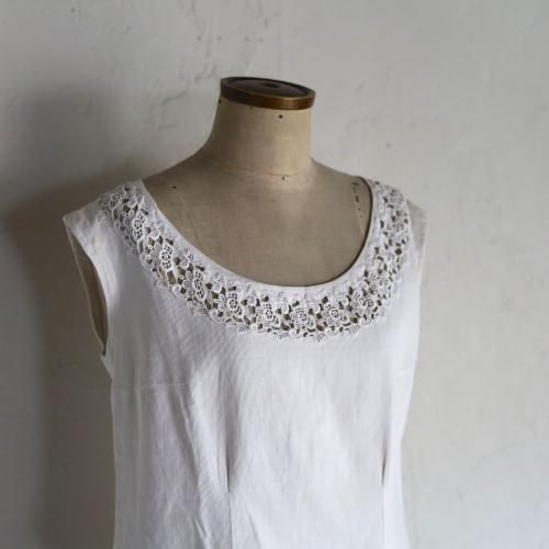 <img class='new_mark_img1' src='https://img.shop-pro.jp/img/new/icons14.gif' style='border:none;display:inline;margin:0px;padding:0px;width:auto;' />vintage blouse from FRANCE / 1960's ͤΥ졼֥饦