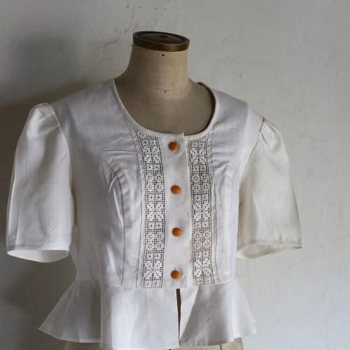 <img class='new_mark_img1' src='https://img.shop-pro.jp/img/new/icons14.gif' style='border:none;display:inline;margin:0px;padding:0px;width:auto;' />1970's cotton blouse from FRANCE /졼Τդդ֥饦